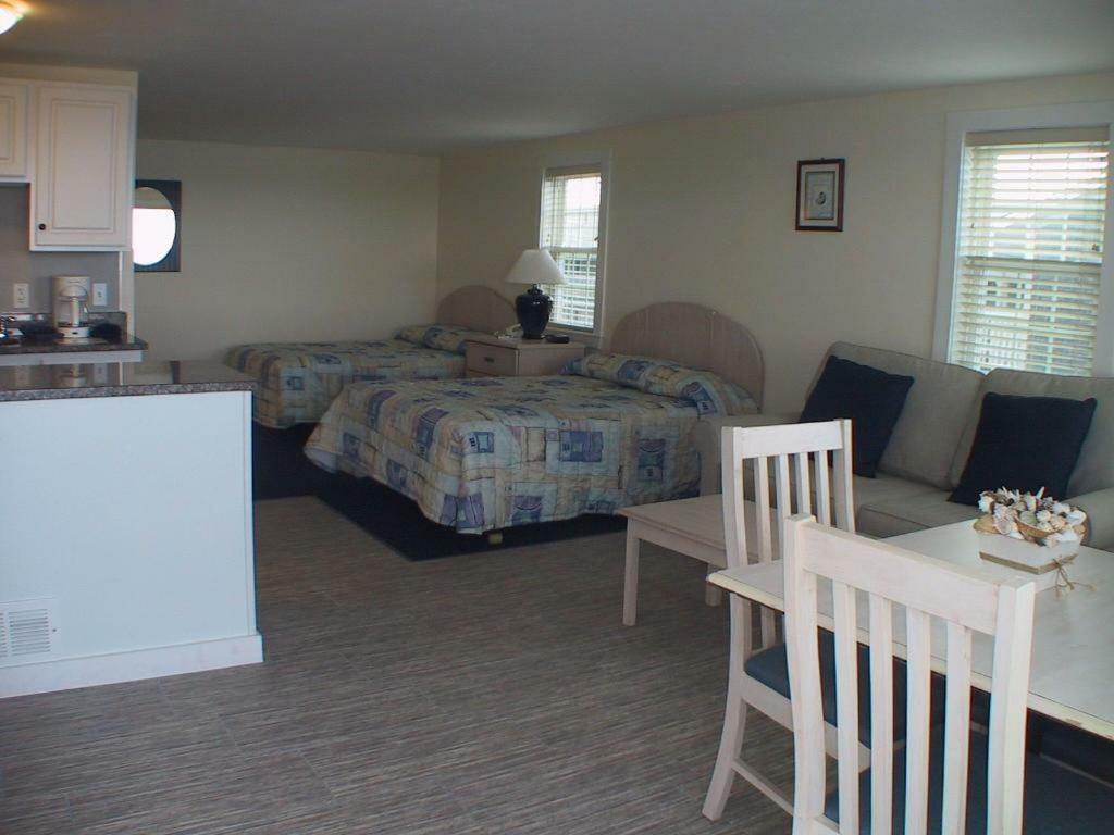 דניס פורט The Colony Beach Motel מראה חיצוני תמונה